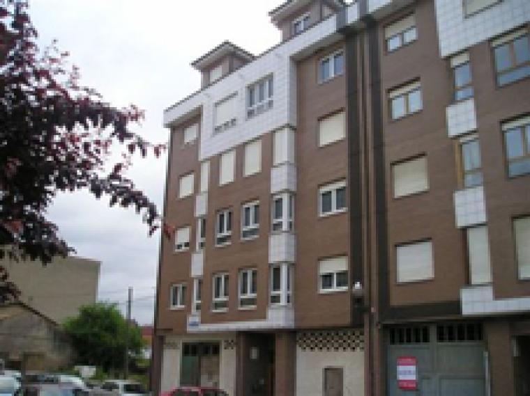 Un habitatge de la corona metropolitana / ACN