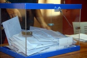 Urna amb vots