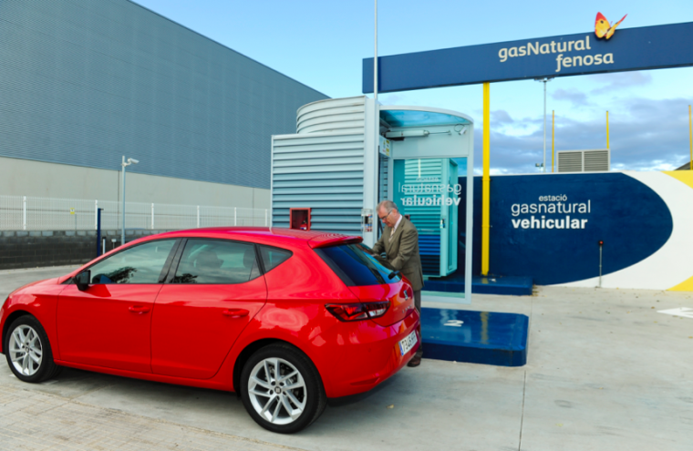 Els vehicles moguts per gas natural redueixen radicalment les emissions contaminants
