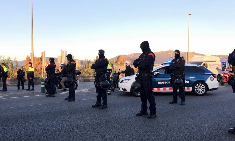 Agents dels Mossos d'Esquadra a Molins de Rei