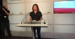 Elisenda Alamany, aquest migdia als faristols