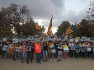 La capçalera de la manifestació de l'1-O