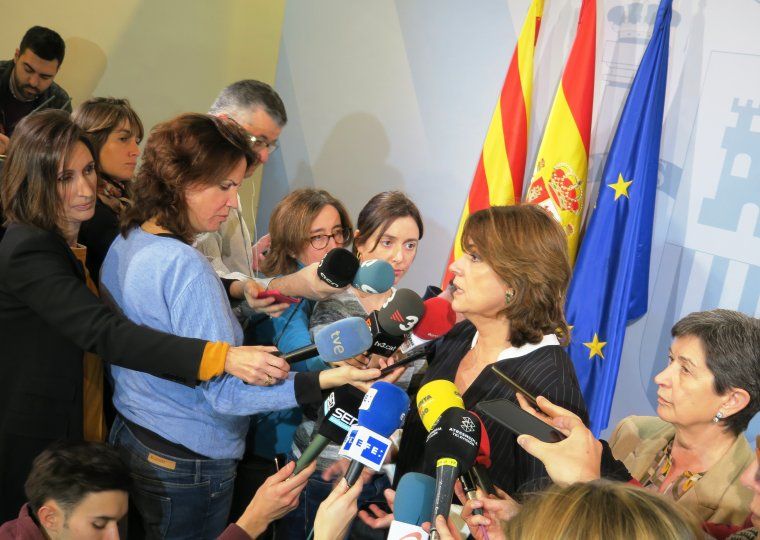 La ministra de Justícia Dolores Delgado i la delegada del govern espanyol Teresa Cunillera