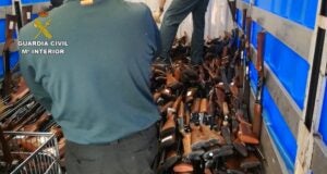 Armes llargues abans de la seva destrucció per part de la...