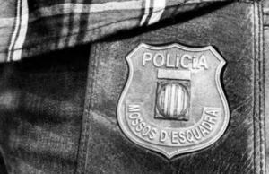 Placa identificativa dels Mossos