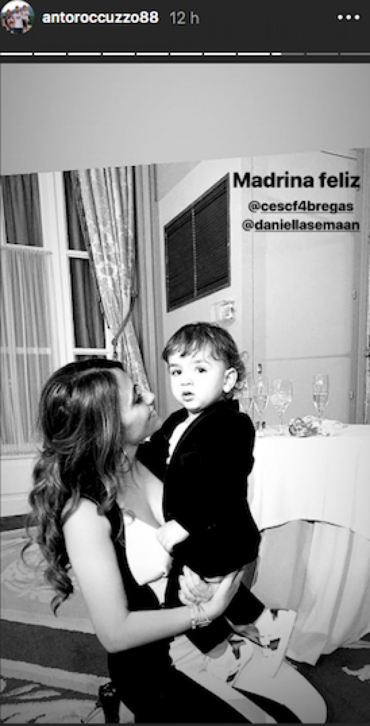 Antonella, padrina durant el bateig