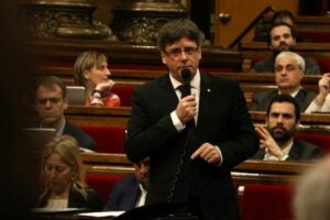 El president de la Generalitat, Carles Puigdemont, a la sessió de control del Parlament, el 22 de febrer del 2017