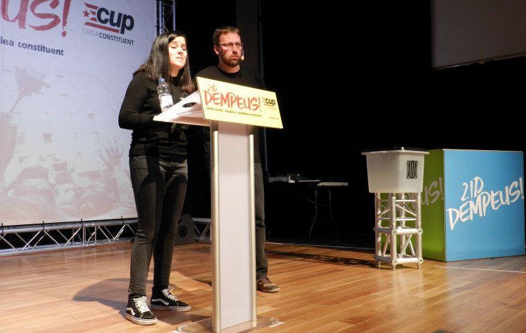 Isabel Vallet i Vidal Aragonés, al míting de Cornellà de Llobregat