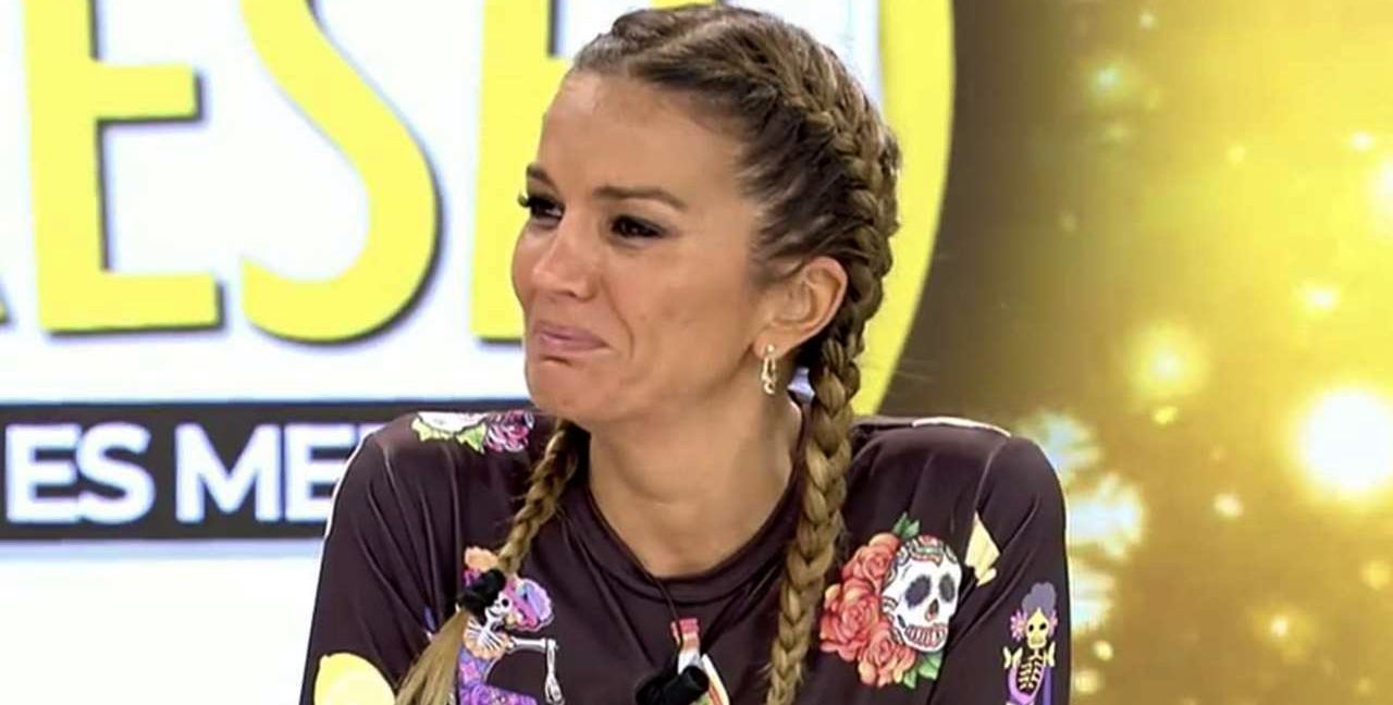 Marta López es trenca en sincerar-se en directe a 'Ya es mediodía' / Telecinco