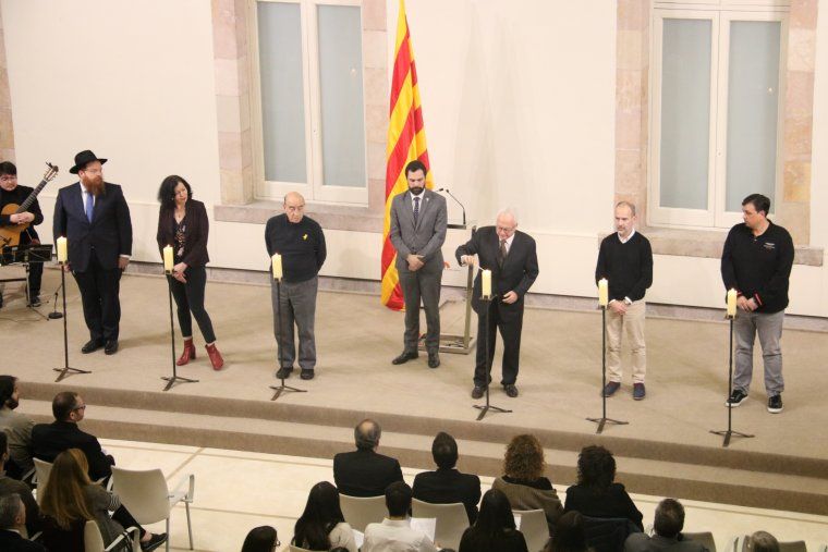 Un instant de l'acte a l'Auditori del Parlament per commemorar el Dia Internacional en Memòria de les Víctimes de l'Holocaust