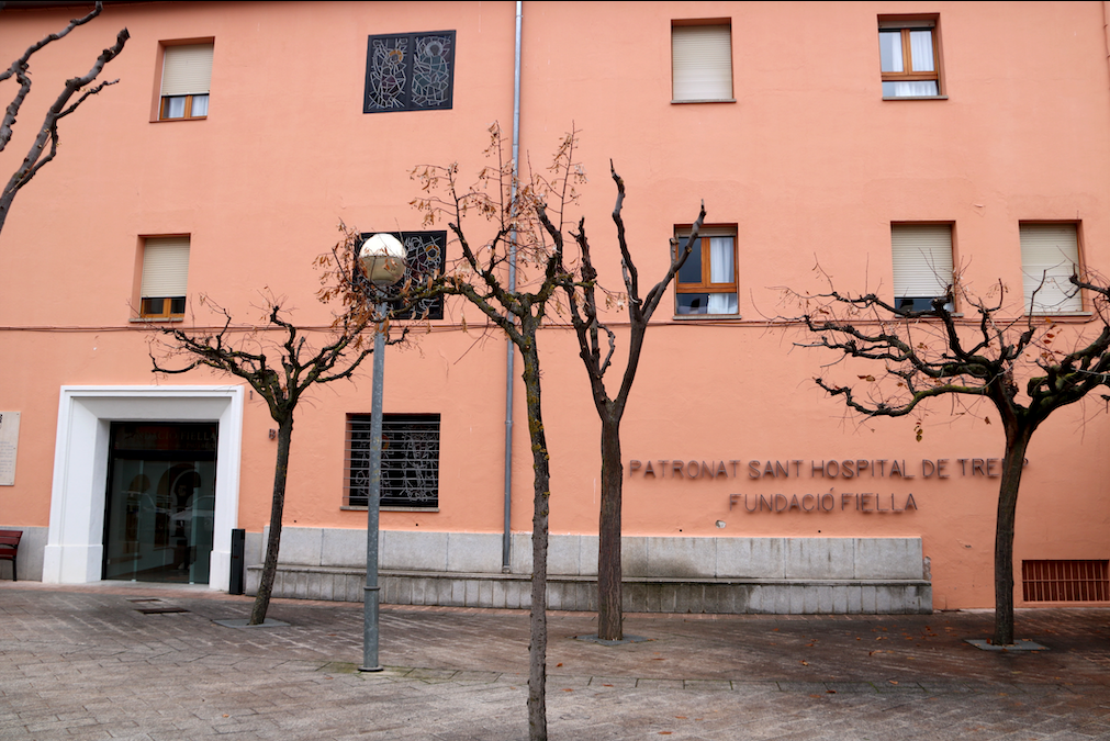 La façana de la residència Fiella de Tremp | ACN