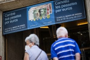 Les portes de la seu del Banc d'Espanya de Barcelona | Jordi Borràs
