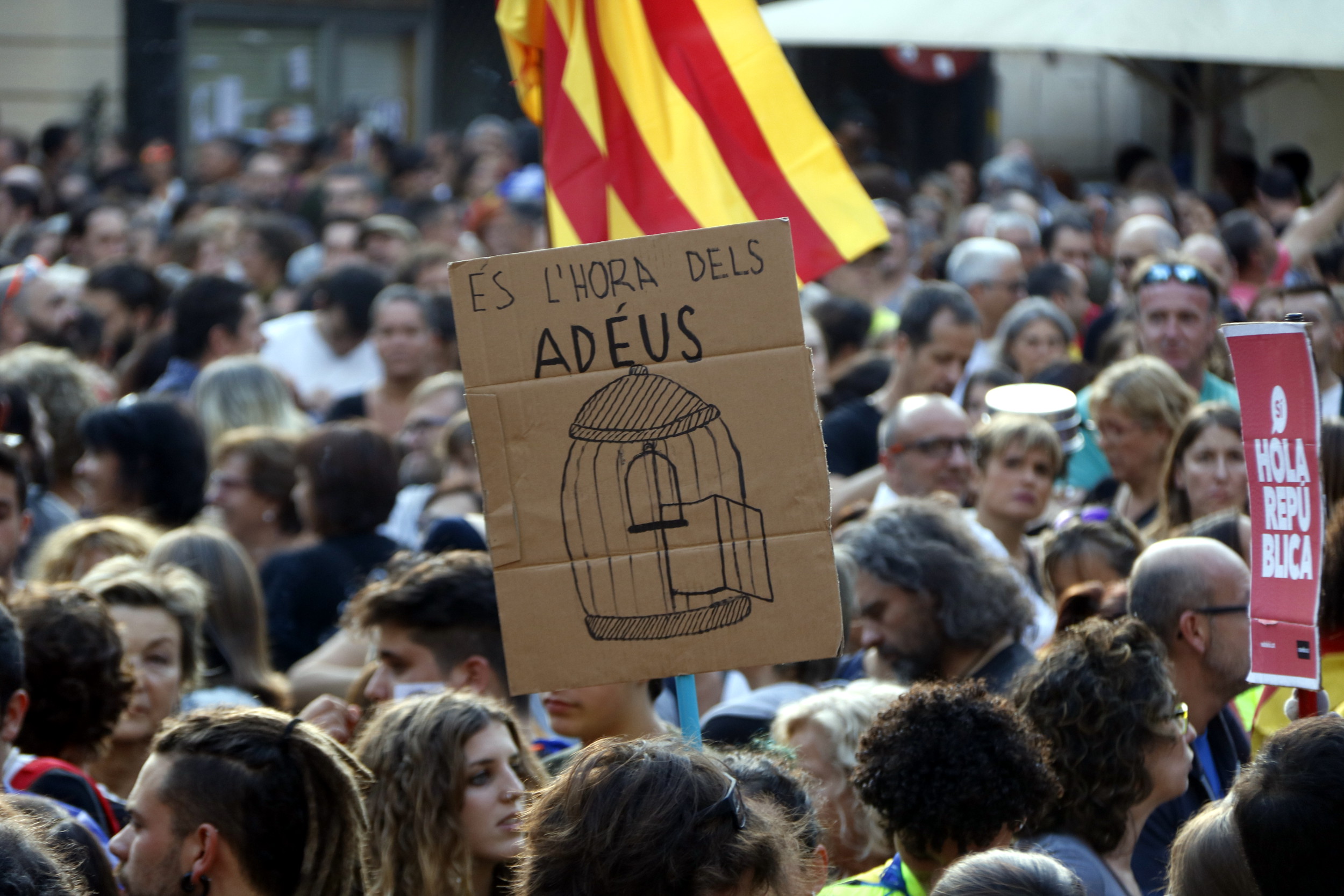 Una imatge de la protesta del 3-O a la plaça Universitat de Barcelona/ACN