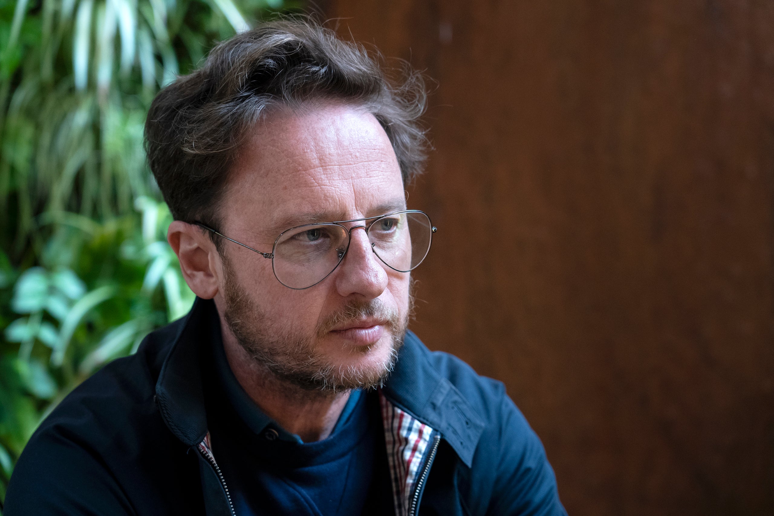 El cantant de Mishima, David Carabén, en una entrevista sobre el seu nou disc, 'L'aigua clara' / Mireia Comas