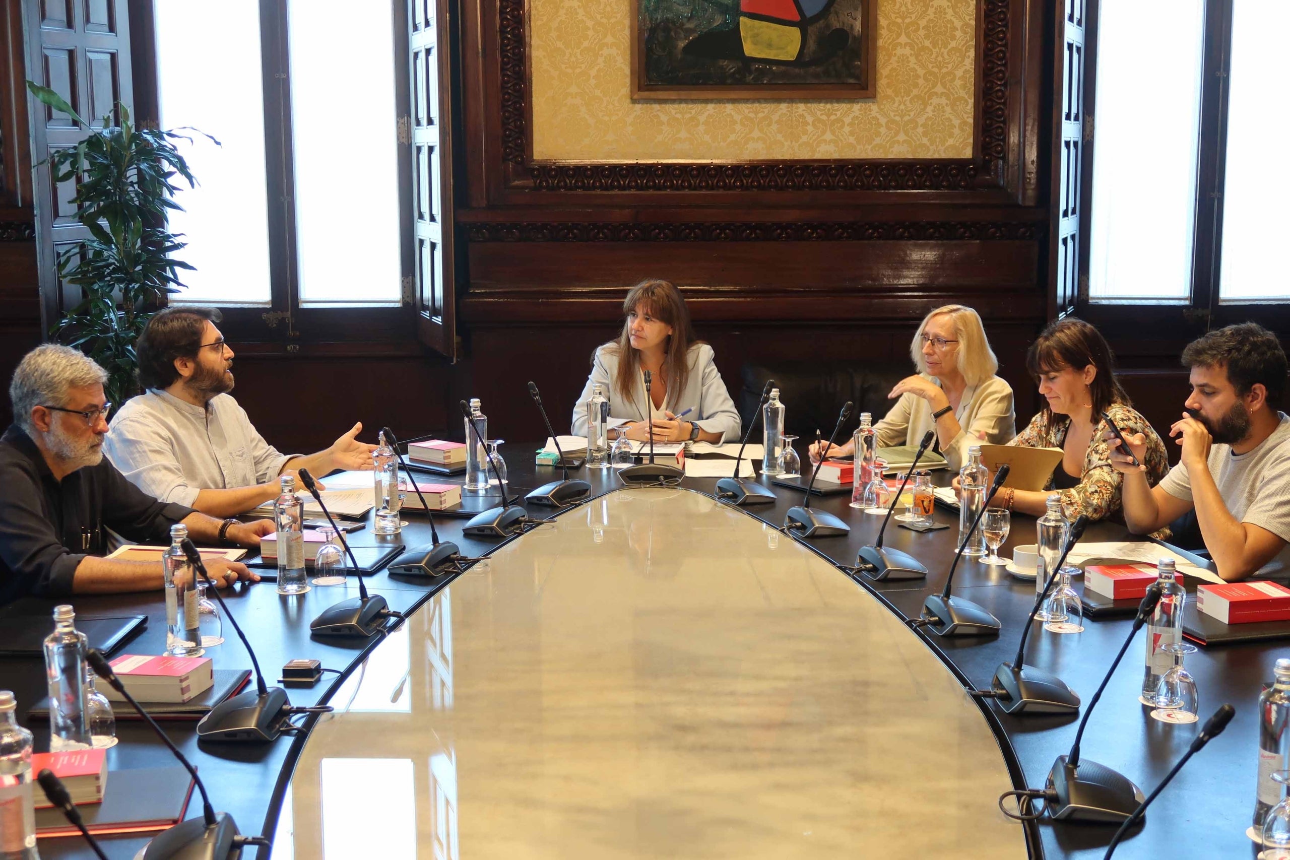 Inici de la reunió de la Mesa del Parlament / Parlament de Catalunya