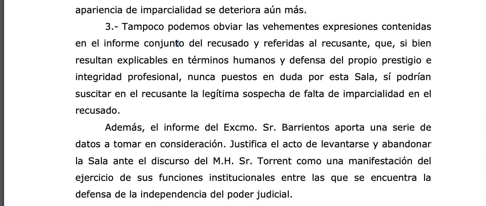 Part de la interlocutòria on els company de toga renyen a Barrientos pel seu to