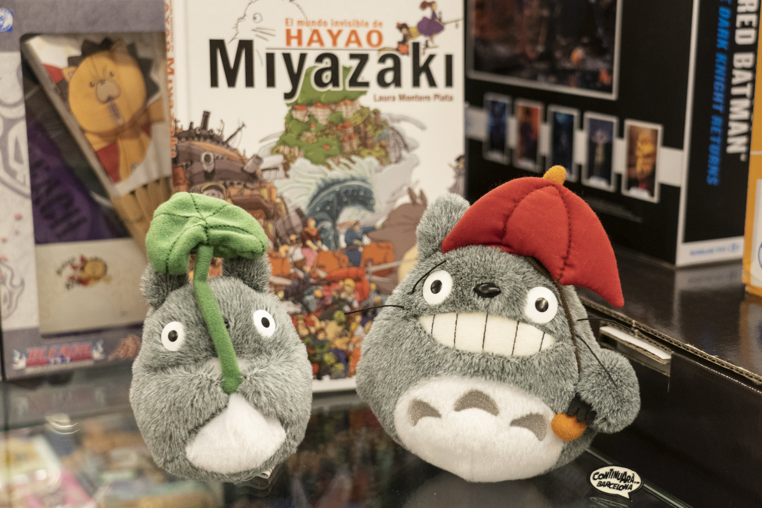 Hayao Miyazaki, el director de Totoro, va participar en sèries com ‘Heidi’ o ‘Marco’. Llibre i peluixos a la botiga Continuarà, a Barcelona / Mireia Comas