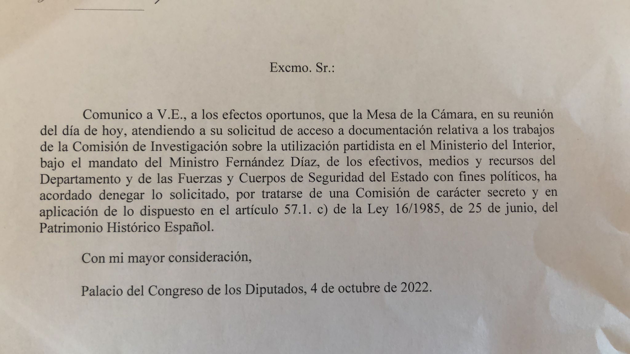 Escrit remès per la Mesa del Congrés al diputat Josep Pagès on l'informa del caràcter secret del document del BARC/Quico Sallés