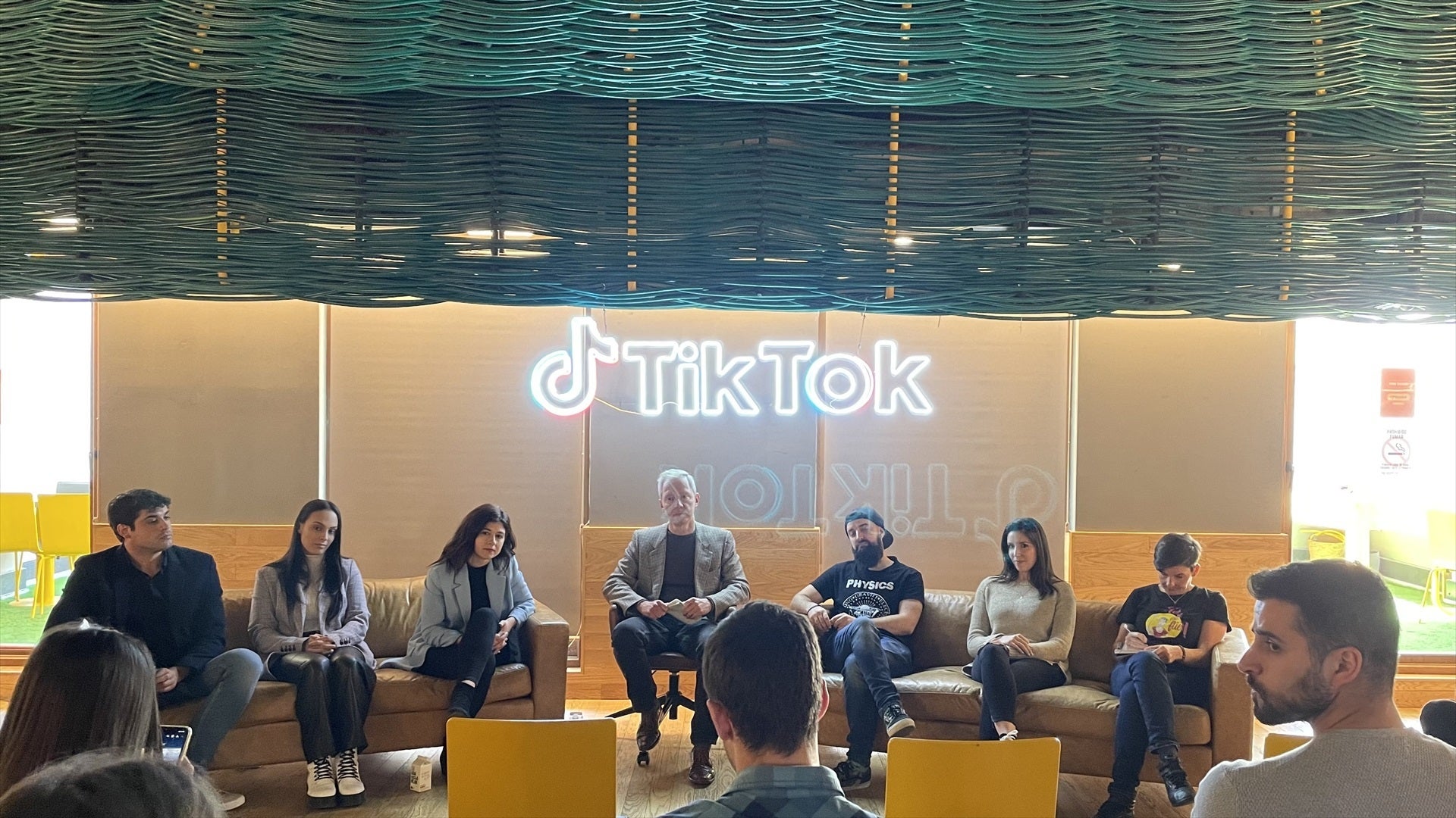 Un esdeveniment de Tik Tok on es promocionen els continguts formatius a l'aplicació / EP
