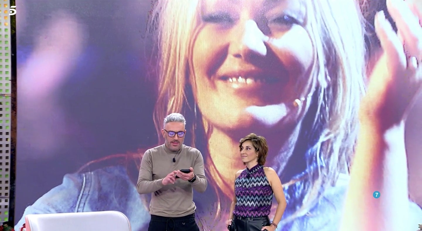 Amaia Montero es posa en contacte amb Kiko Hernández - Telecinco