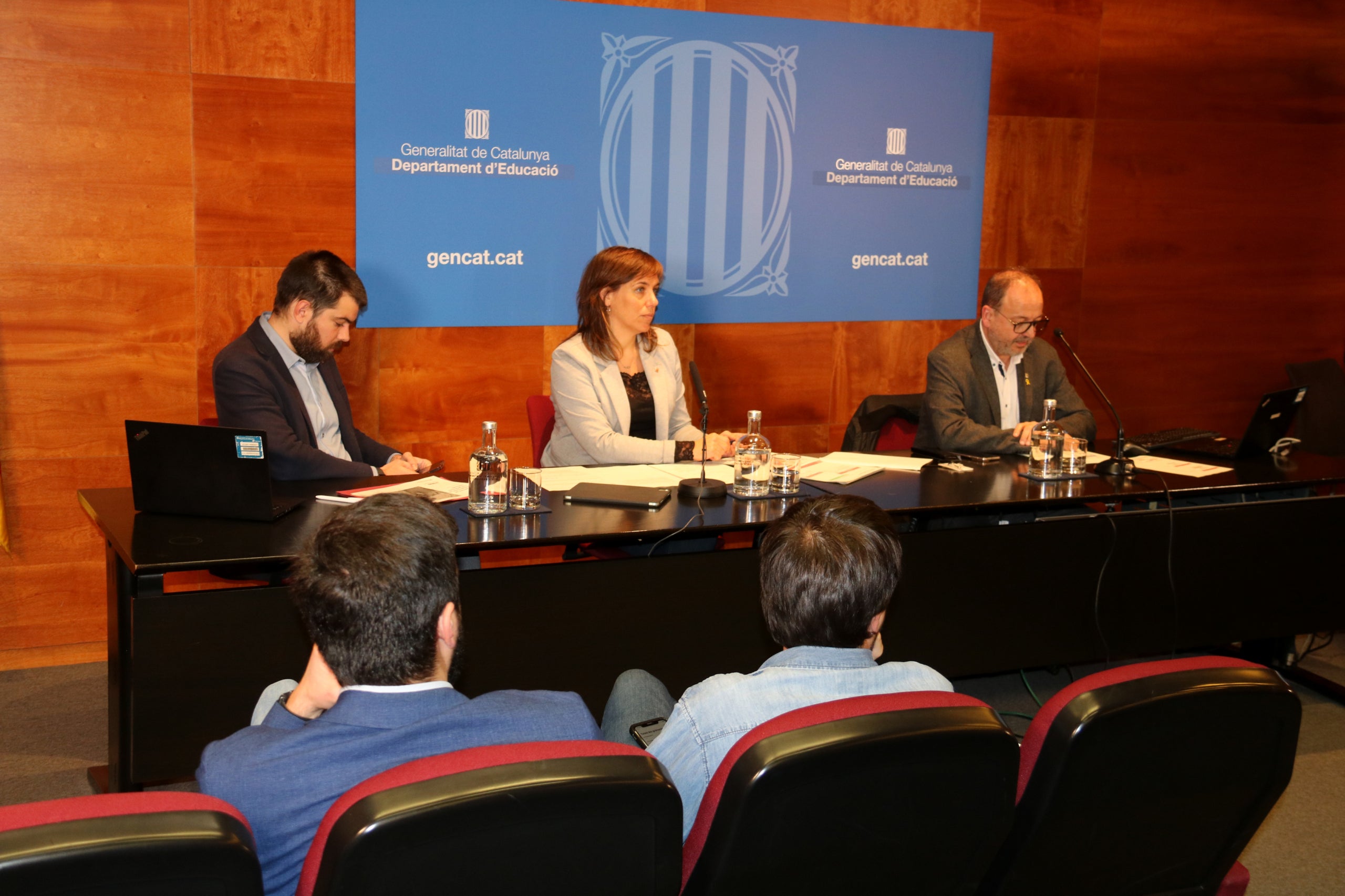 El departament d'Educació presenta les mesures de compensació en competències bàsiques.

Data de publicació: dilluns 12 de desembre del 2022, 18:36

Localització: Barcelona

Autor: Eli Don