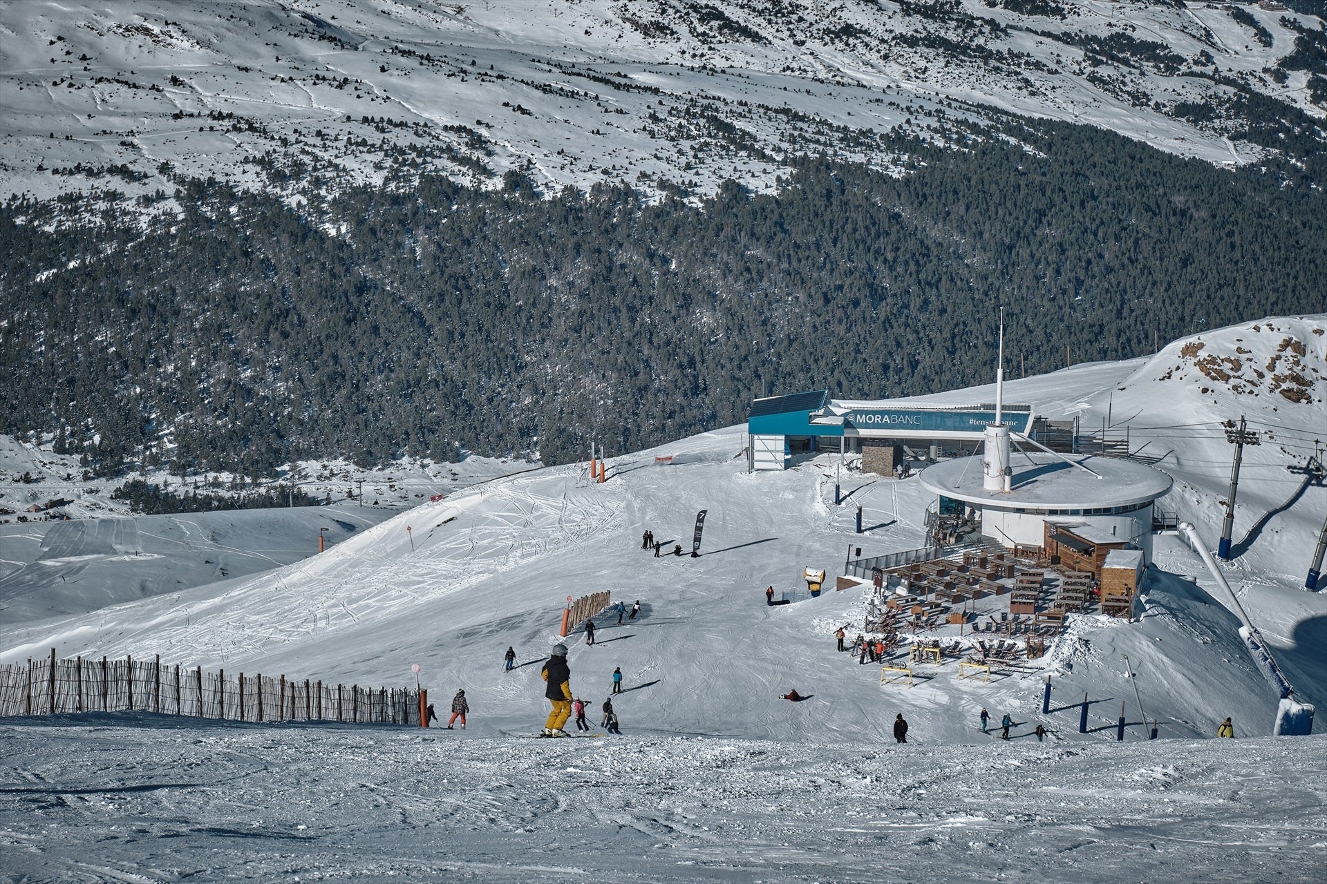 Les estacions d'esquí d'Andorra obren esperant una 
