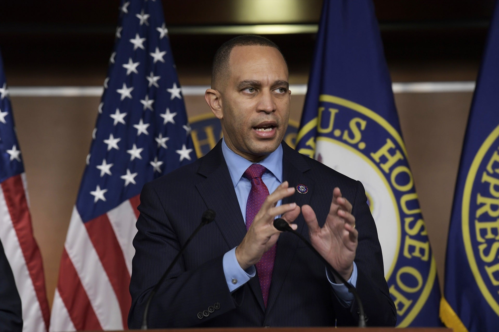 El candidat de Nova York dels demòcrates, Hakeem Jeffries, ha aplegat 212 vots en la primera votació, però s'ha quedat a sis de la majoria absoluta | Europa Press