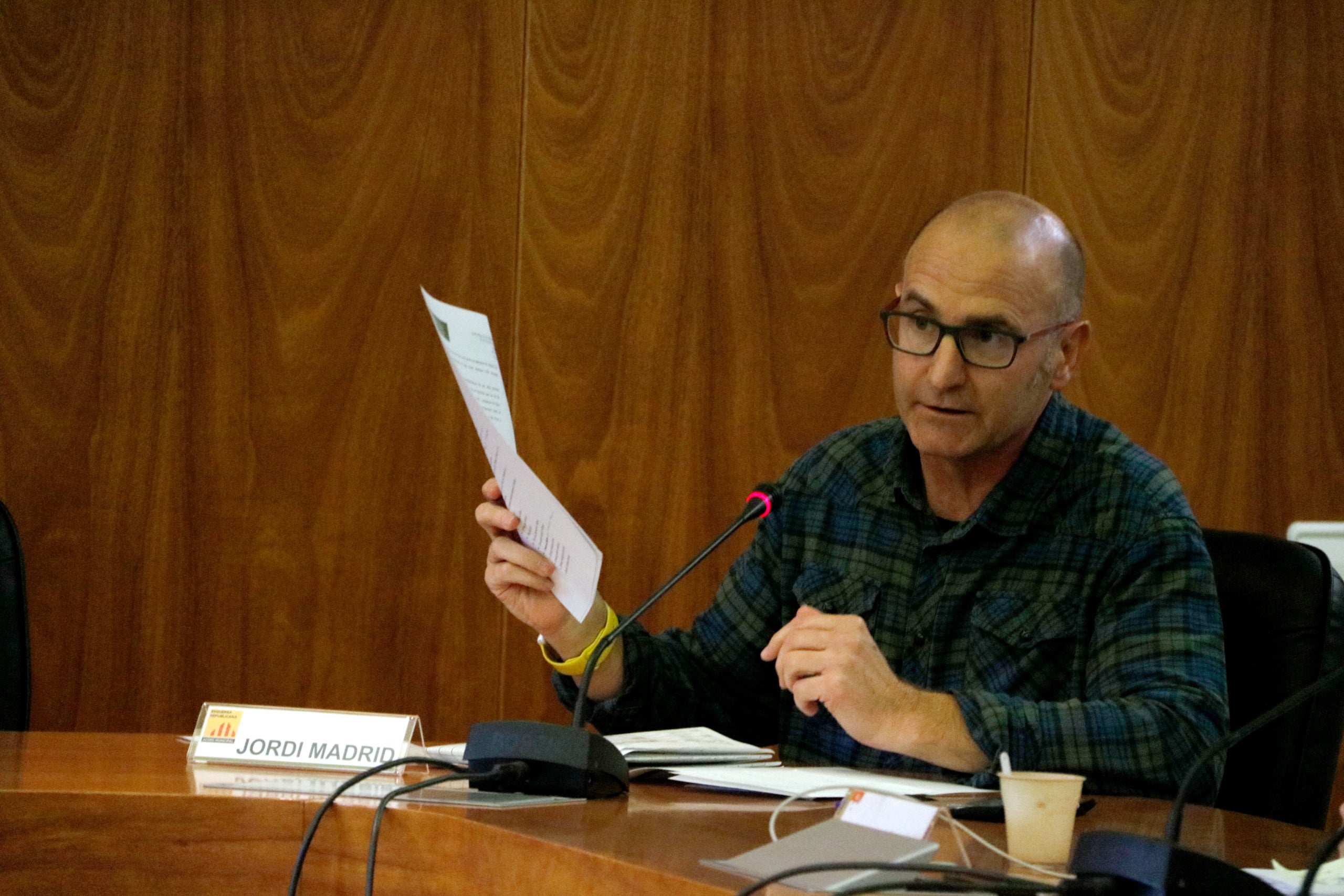 L'exalcalde de Piera Jordi Madrid intervenint al ple extraordinari. Imatge del 4 de desembre del 2020. (Horitzontal)  Data de publicació: divendres 04 de desembre del 2020, 13:49  Autor: Gemma Aleman