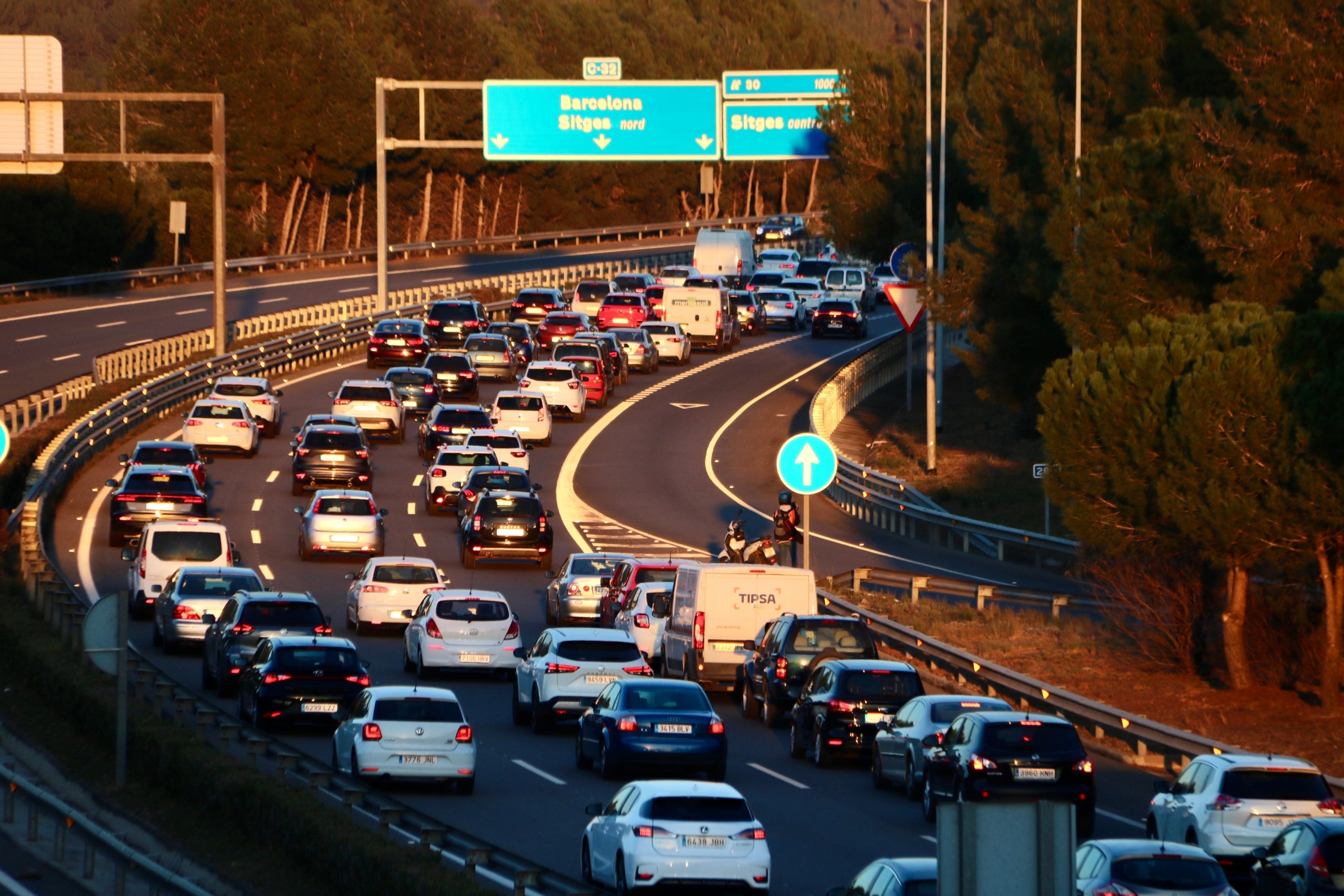 L'autopista C-32 totalment col·lapsada per la marxa lenta que en demana la gratuïtat | ACN (Albert Segura)
