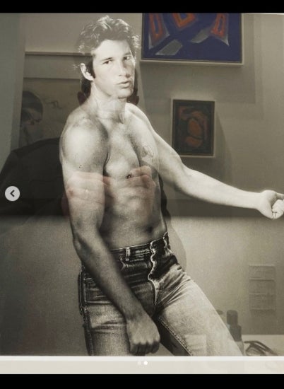 Richard Gere se refleja en una fotografía suya de hace unos años - Instagram