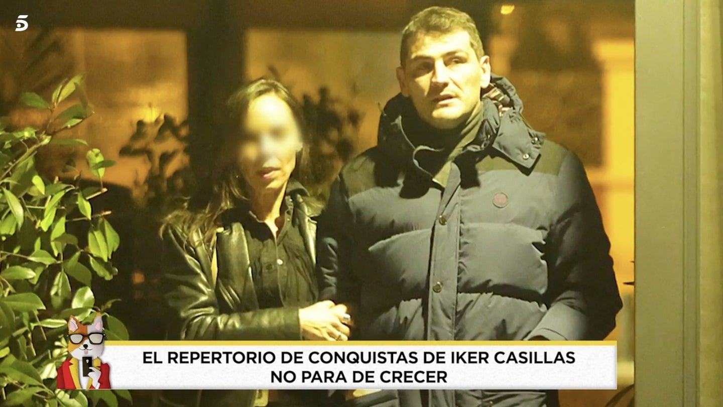 El futbolista ha tingut cites amb tres noies diferents - Telecinco