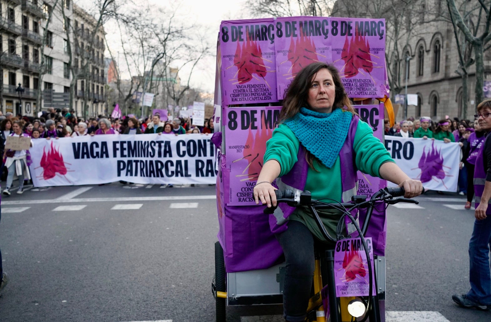 Capçalera de la manifestació del 8-M a Barcelona | Mireia Comas