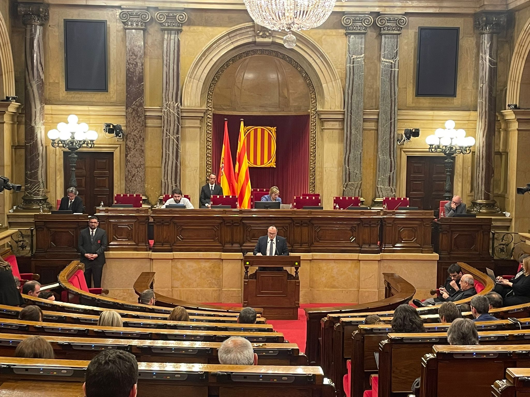 El diputat del PSC Juan Luís Ruiz al Parlament / V.P