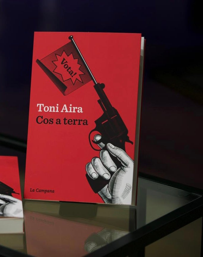 'Cuerpo a tierra', de Toni Aira, una novela negra que retrata la relaitat que no se conoce de las campañas electorales | Cedida