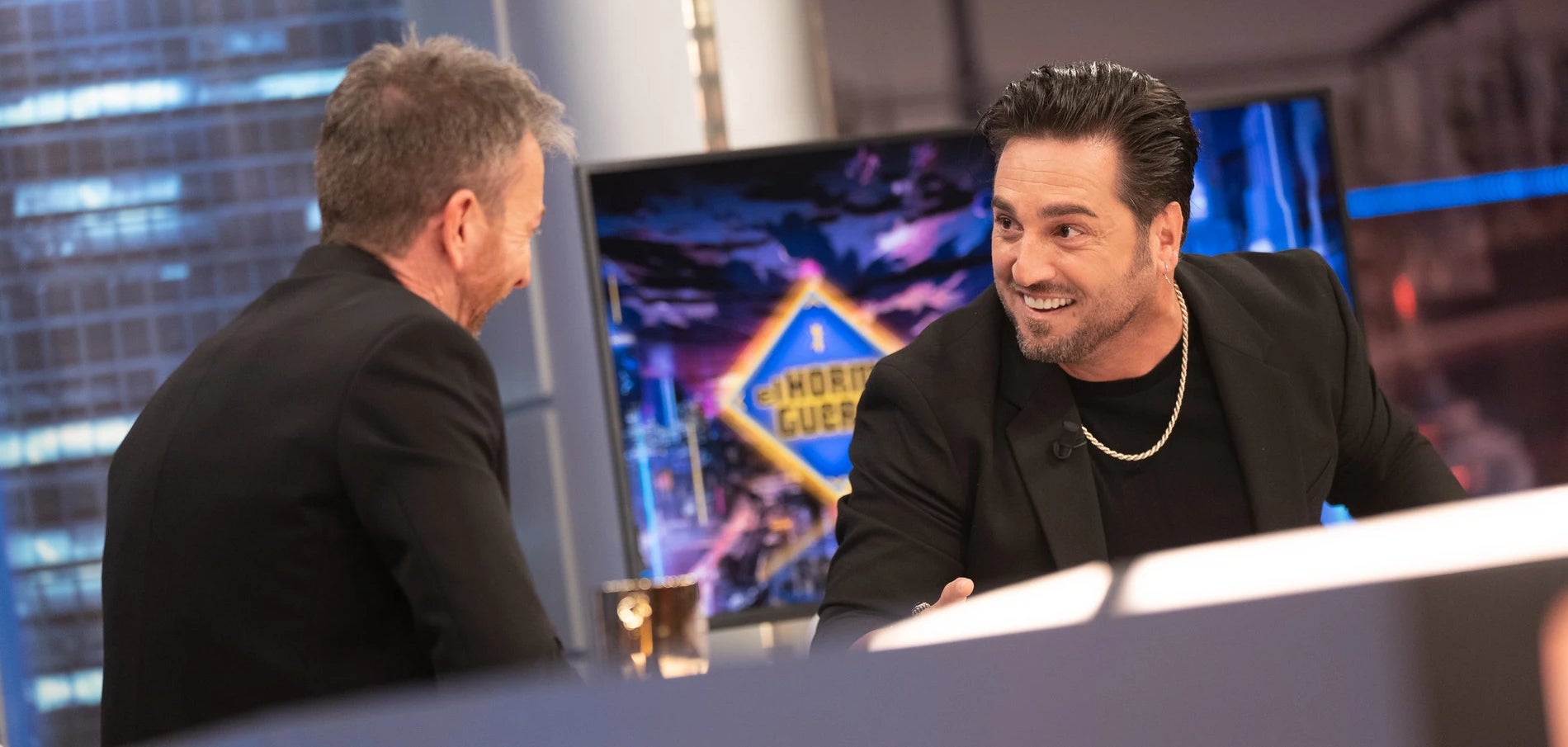 El cantant reconeix que té pànic al mar - Antena 3