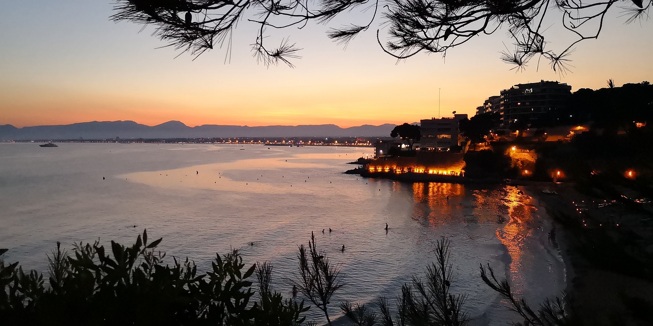 Posta de sol a Salou, a Tarragona | Pixabay