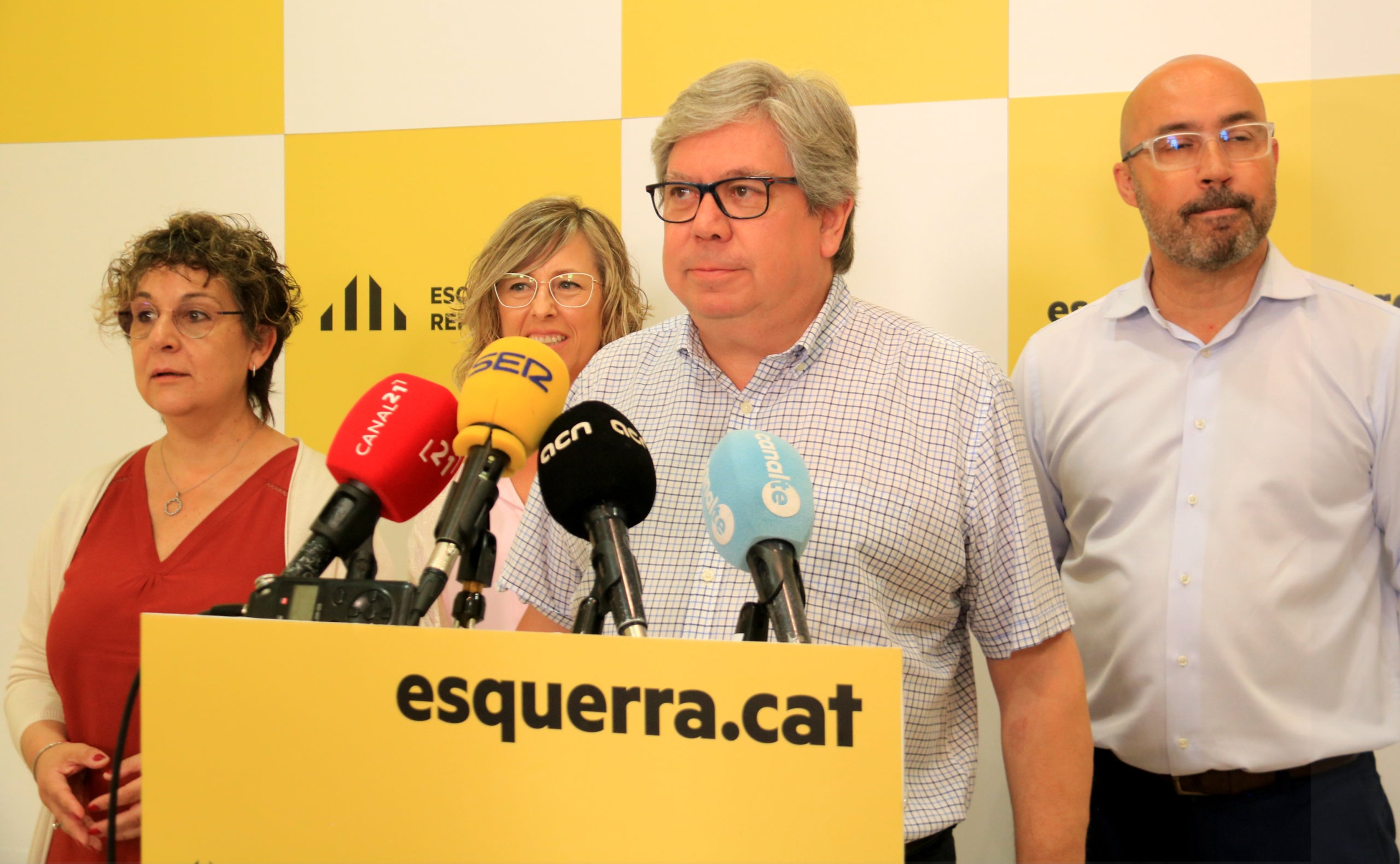 Maria Jesús Vinya, Mar Lleixà, Xavier Faura i Albert Salvadó, en la sede de ERC a Tortosa Data de publicación: lunes 12 de junio del 2023, 12:07 Localización: Tortosa Autor: Anna Ferràs