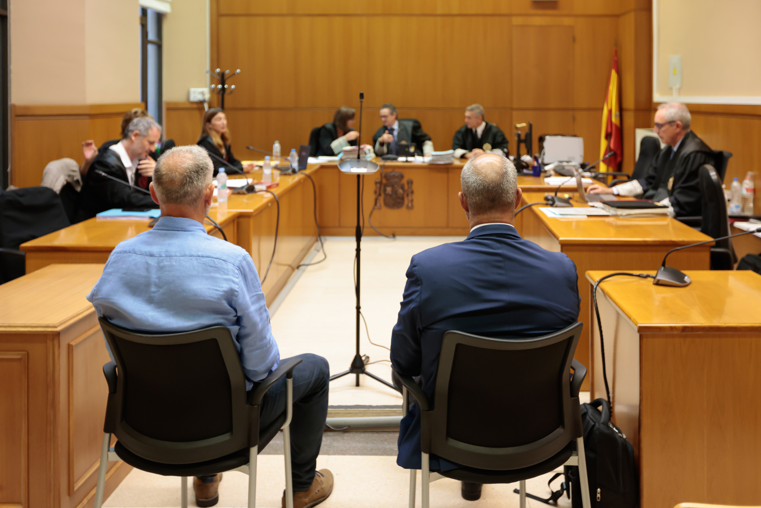 Lluís Escolà i Miquel Buch, en un moment del judici/ACN