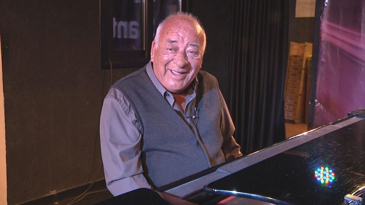 El pianista Lucky Guri ha mort als 73 anys / RàdioCalella/YouTube