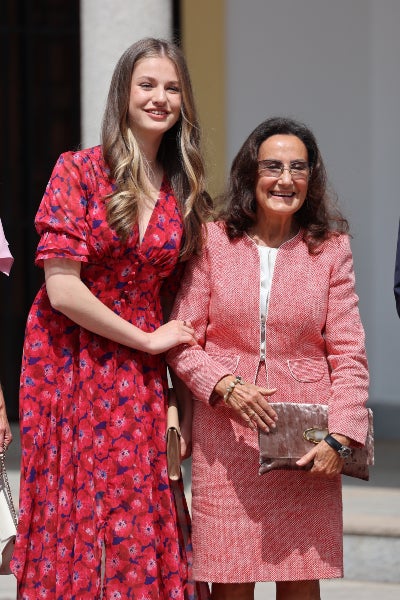Elionor, amb l'àvia materna - Europa Press