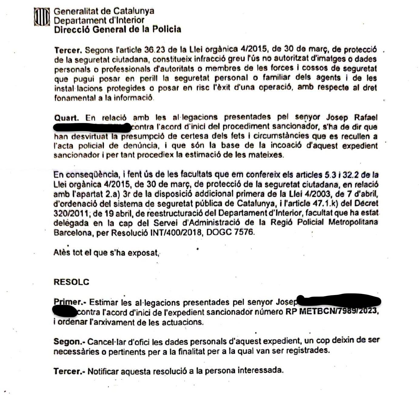 El expediente que resuelve el caso de Josep Rafel sancionado para hacer fotos en el Mosso que picó Josep Costa/QS