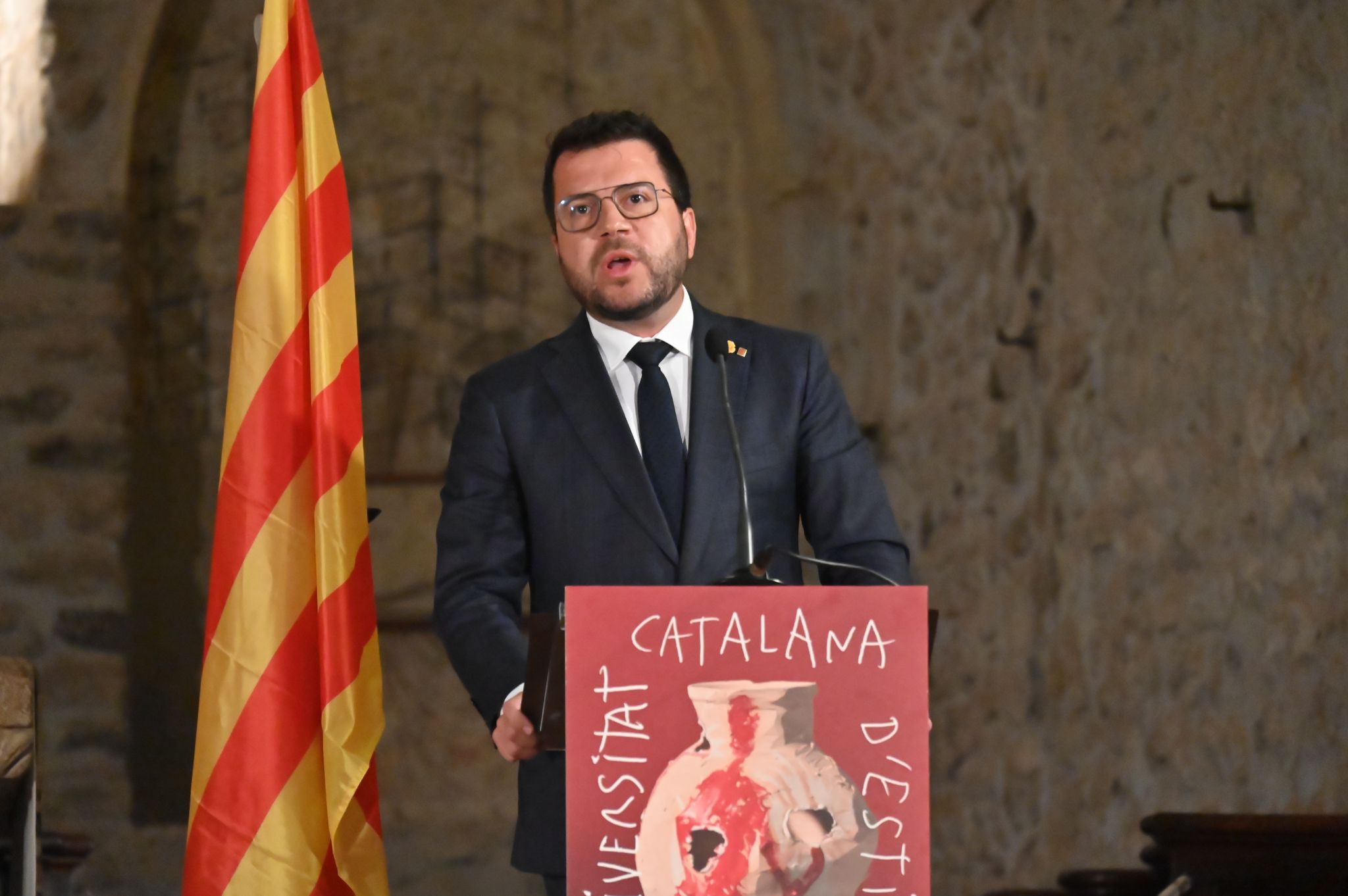 El president Aragonès, en un moment de la seva intervenció en l'acte d'homenatge a Pau Casals a Cuixà en el marc de la UCE 2023/Josep Maria Montaner