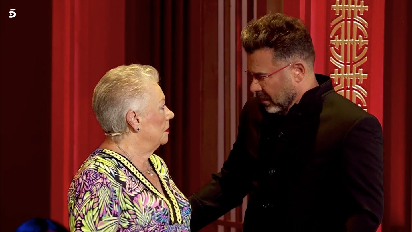 La mare de Jorge Javier el visita a plató - Telecinco