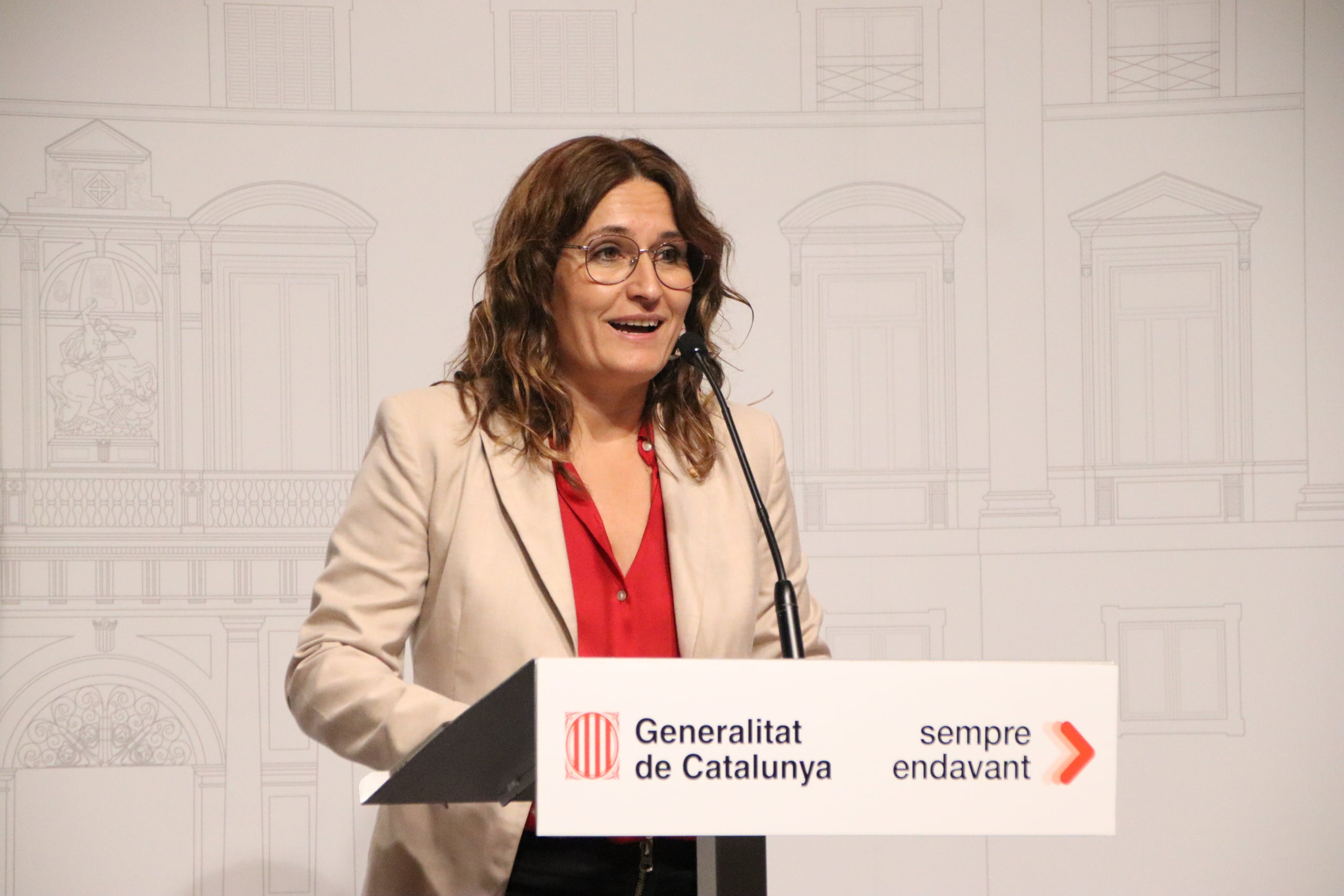 La consellera de Presidència, Laura Vilagrà, en una roda de premsa / ACN