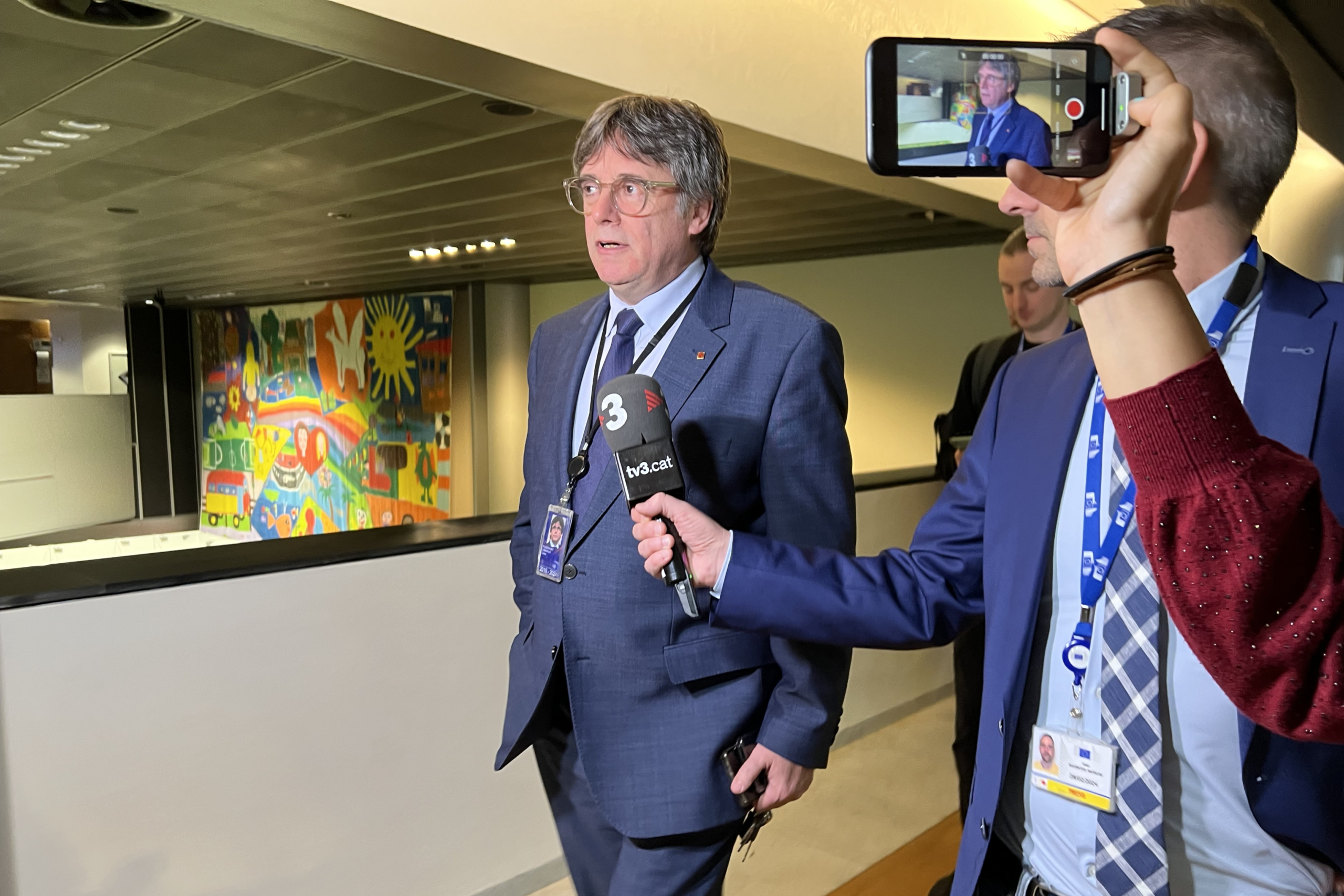 L'eurodiputat de Junts, Carles Puigdemont, sortint del ple d'Estrasburg / ACN