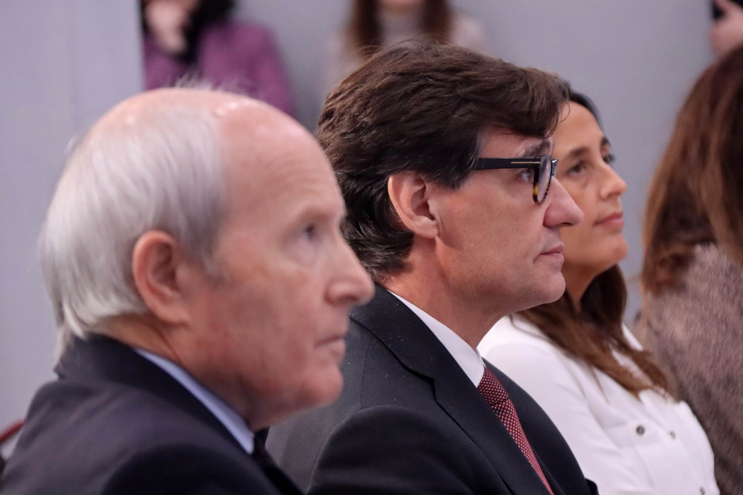 El primer secretari del PSC, Salvador Illa, i l'expresident José Montilla, durant la jornada 'Enfortir el català', de la Fundació Rafael Campalans / ACN