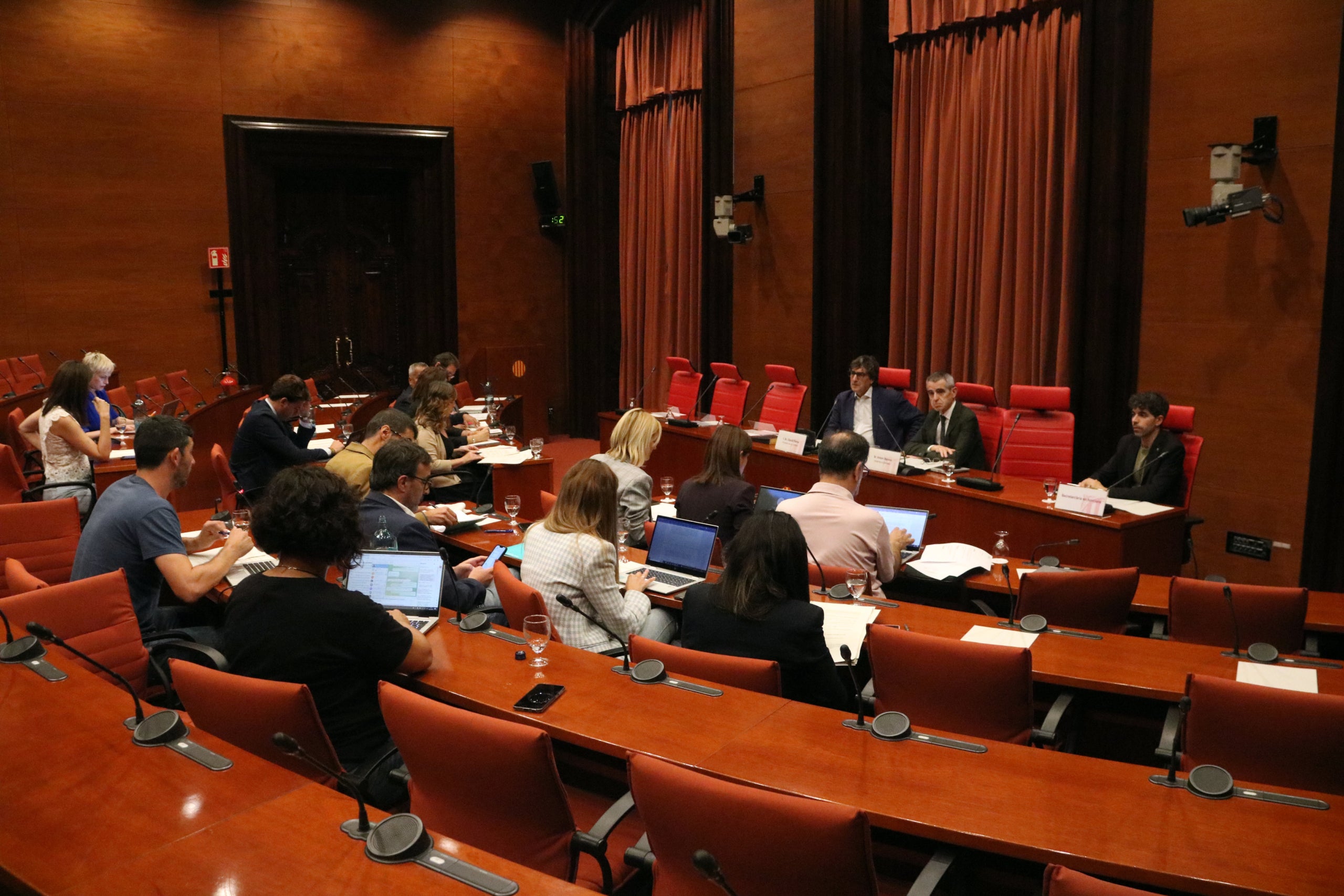Un moment de la Comissió de Control de l'Actuació de la CCMA al Parlament / ACN