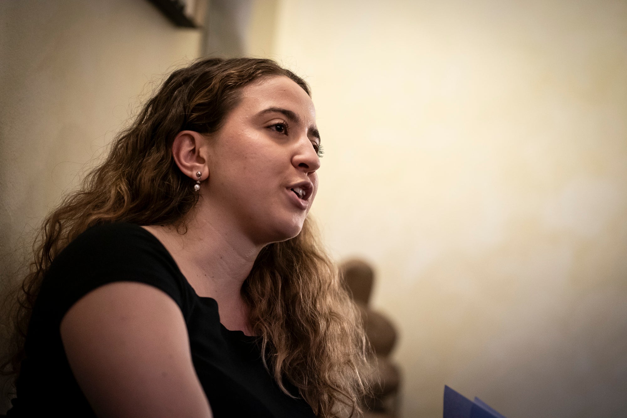 La periodista i escriptora Ivet Núñez presenta la seva primera novel·la | Mireia Comas 