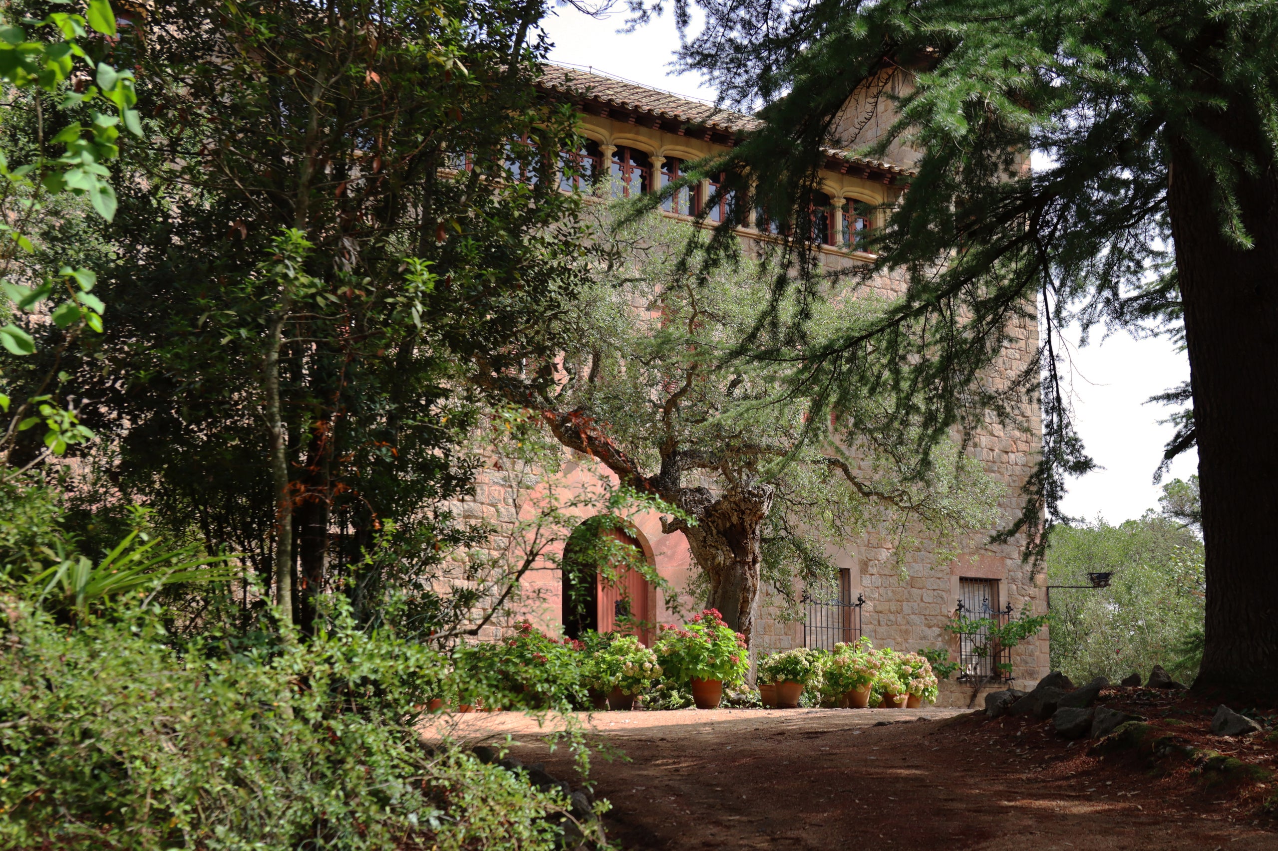 Imatge de l'exterior de la casa Mas Quadras / Sergio Velilla
