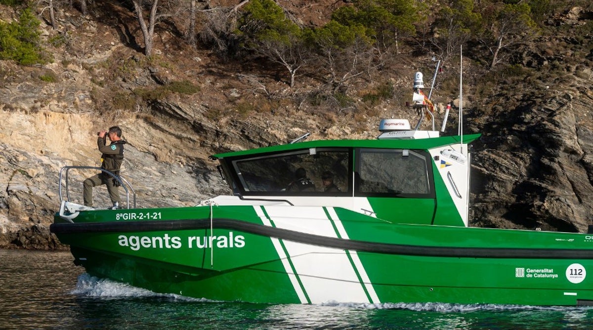 Un dels vaixells dels Agents Rurals/CAR